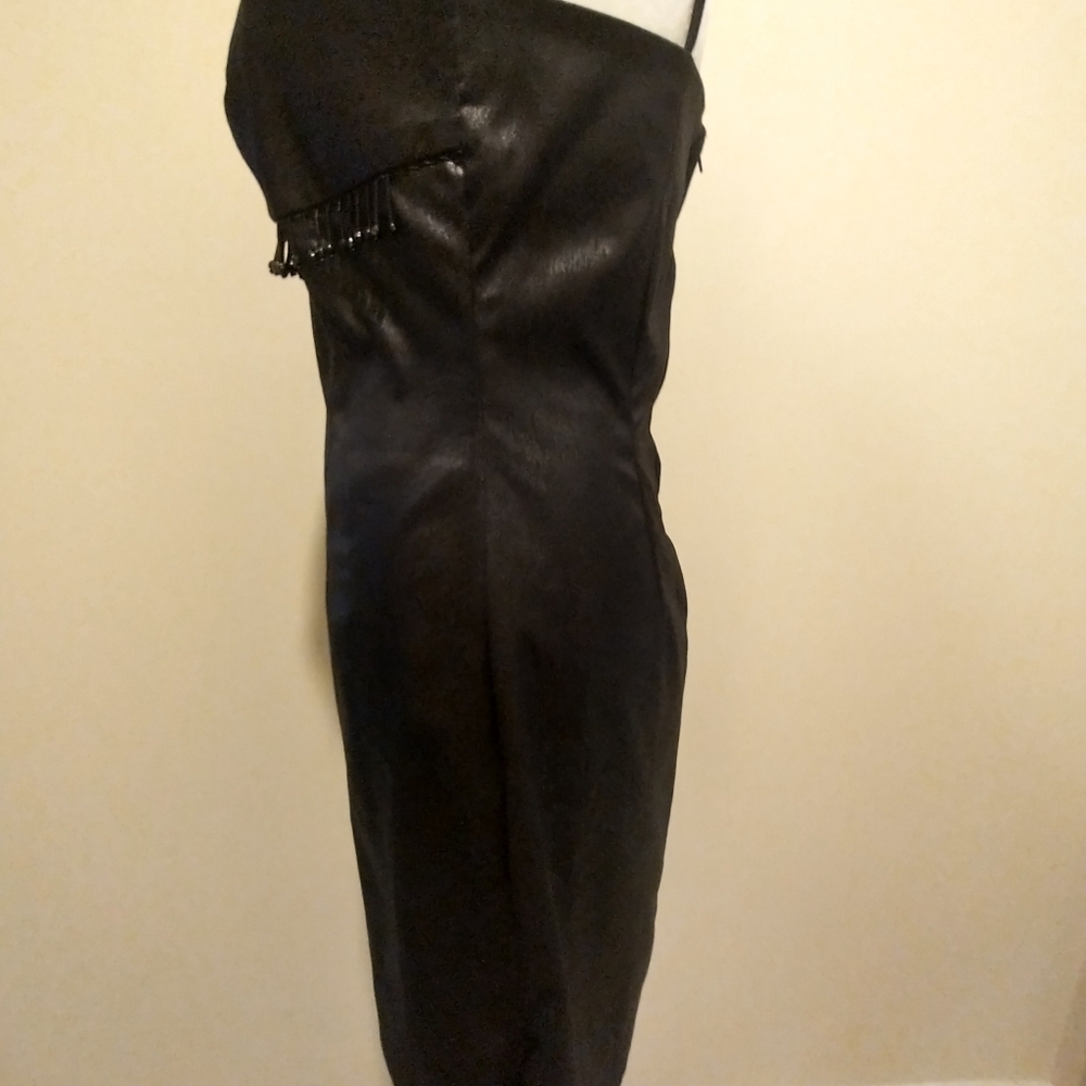 Vintage La Belle Black Snakeskin Dress With Fringe Trim At Bodice - Picture 4 of 10